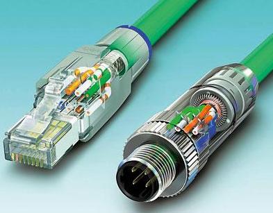 圖3 按入電纜芯、剪斷，且蓋好防護蓋：無論是RJ45還是M12連接器，它們都能夠?qū)崿F(xiàn)快速且可靠的安裝