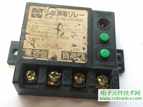漏電保護(hù)器拆解：結(jié)構(gòu)有差異，做工不錯(cuò)