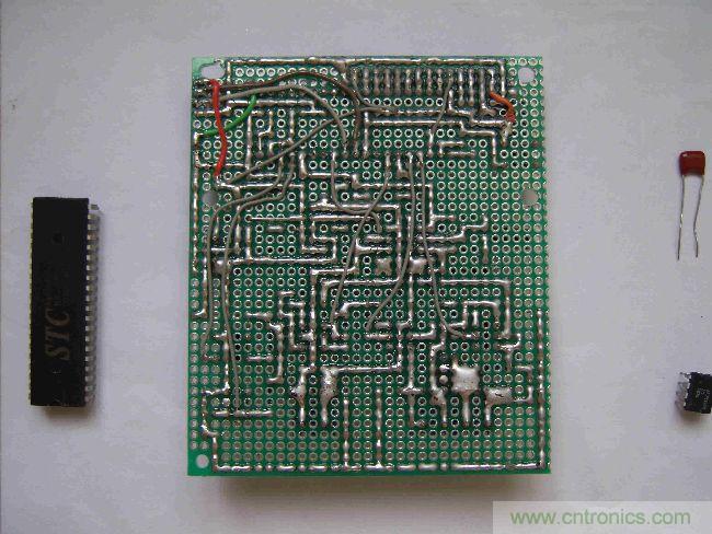DIY集電容、電感和頻率為一體的測量儀器