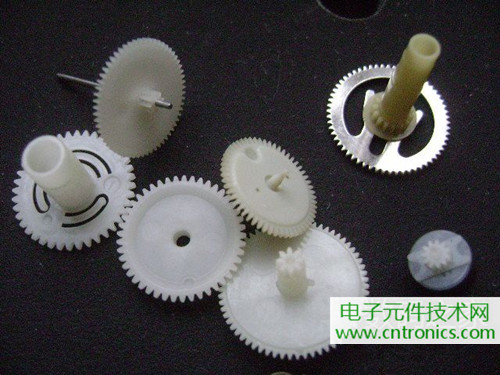 拆個老古董，日本精工石英電子掛鐘拆解