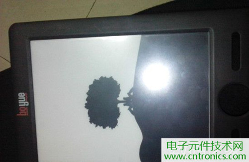 不怕摔的電紙書！一款柔性屏電子書閱讀器拆解