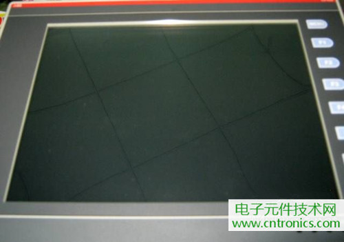 觸摸屏售價(jià)過(guò)萬(wàn)？一臺(tái)工控設(shè)備觸摸屏拆解