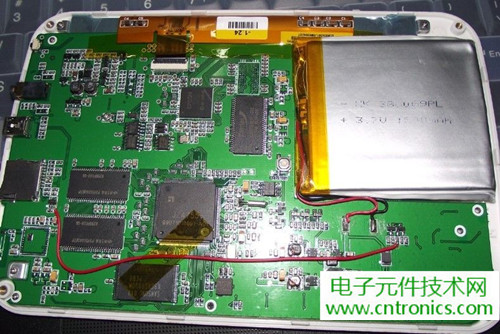 探秘電子紙！一款電紙書的電子墨水屏拆解