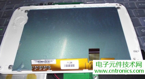 探秘電子紙！一款電紙書的電子墨水屏拆解