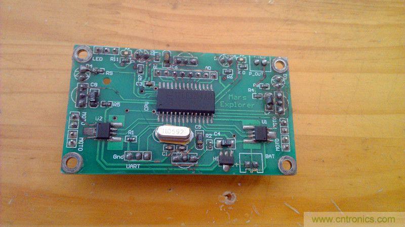 牛人力作！PCB版藍牙智能小車DIY