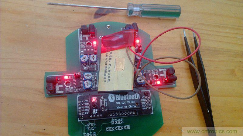 牛人力作！PCB版藍牙智能小車DIY
