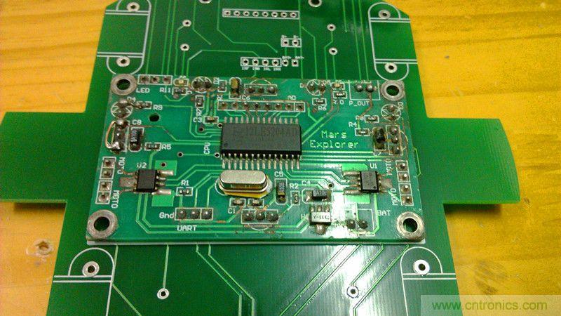 牛人力作！PCB版藍牙智能小車DIY