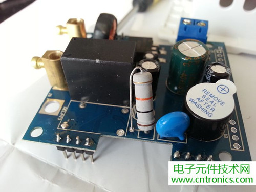一款觸控開關(guān)拆解，做工不錯