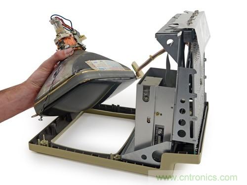 拆！古董級Macintosh 128K電腦