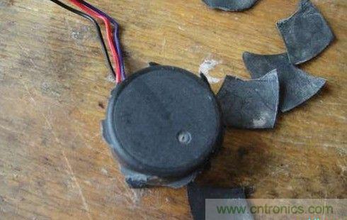 創(chuàng)意DIY！迷你風(fēng)力發(fā)電機(jī)！