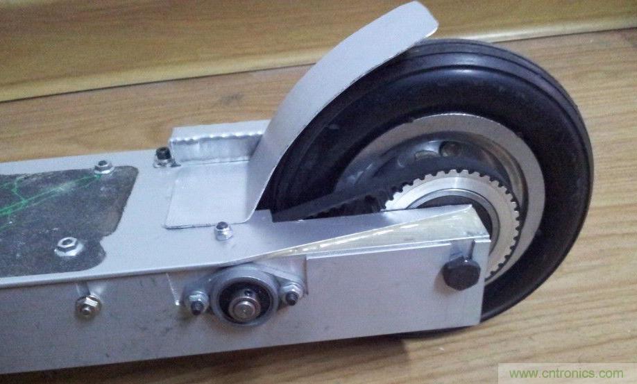能工巧匠！DIY屬于你的電動滑板車！