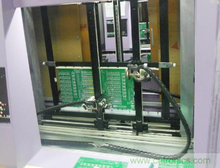 PCB板飛針測試，檢查板子是否有短路或者短路