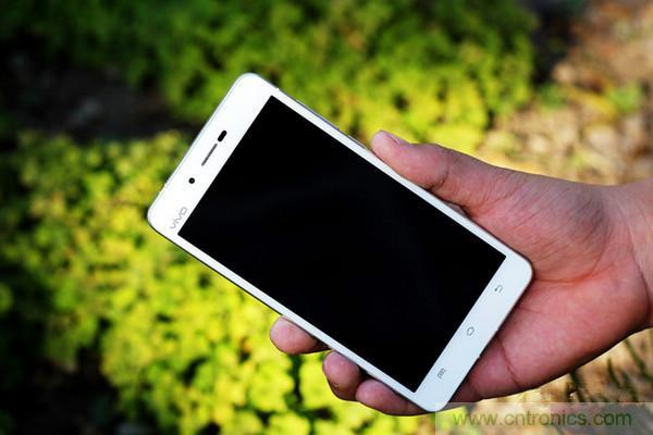 有圖有真相！暴拆VIVO X5 MAX,揭秘“最薄之謎”