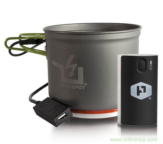 圖6：Powerpot設(shè)備利用熱源發(fā)電，使用者能一邊烹煮食物一邊為移動(dòng)設(shè)備充電。