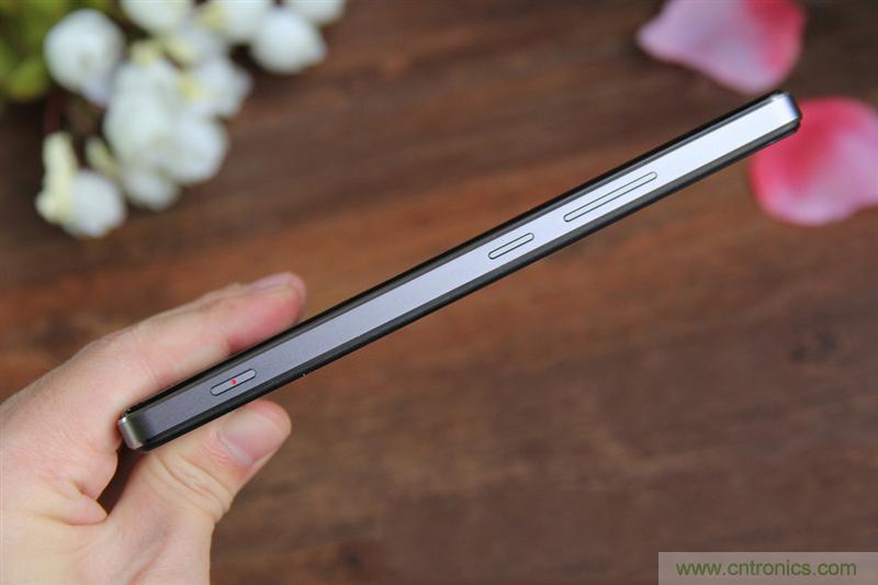 無邊框的 nubia Z9 ，一款既有驚喜，又有驚艷的智能手機(jī)