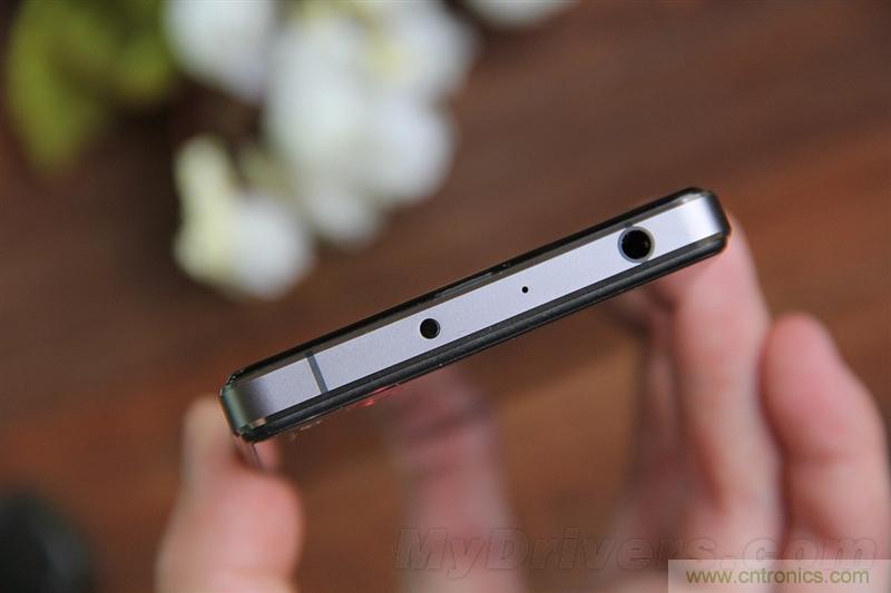 無邊框的 nubia Z9 ，一款既有驚喜，又有驚艷的智能手機(jī)