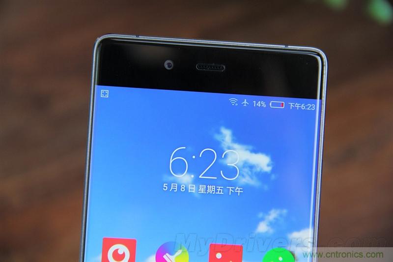 無邊框的 nubia Z9 ，一款既有驚喜，又有驚艷的智能手機(jī)