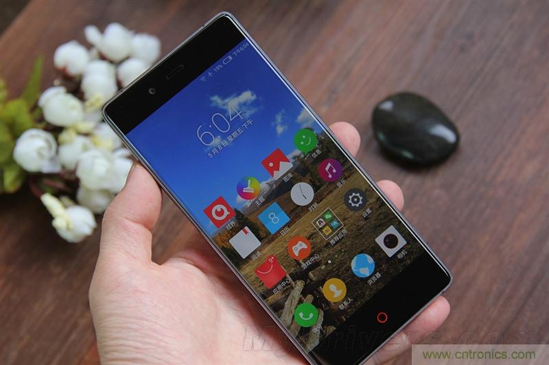 無邊框的 nubia Z9 ，一款既有驚喜，又有驚艷的智能手機(jī)