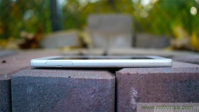 傳奇索尼，憑借Sony Xperia Z5能否在移動市場奪得一席之地？