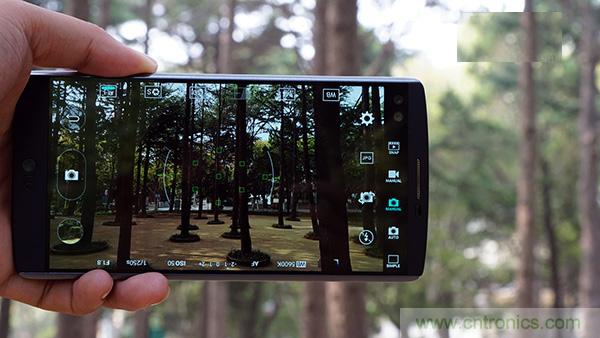 業(yè)界良心 LG V10 評測:剛毅、冷峻，不失人性化