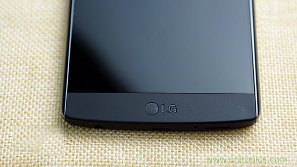 業(yè)界良心 LG V10 評測:剛毅、冷峻，不失人性化