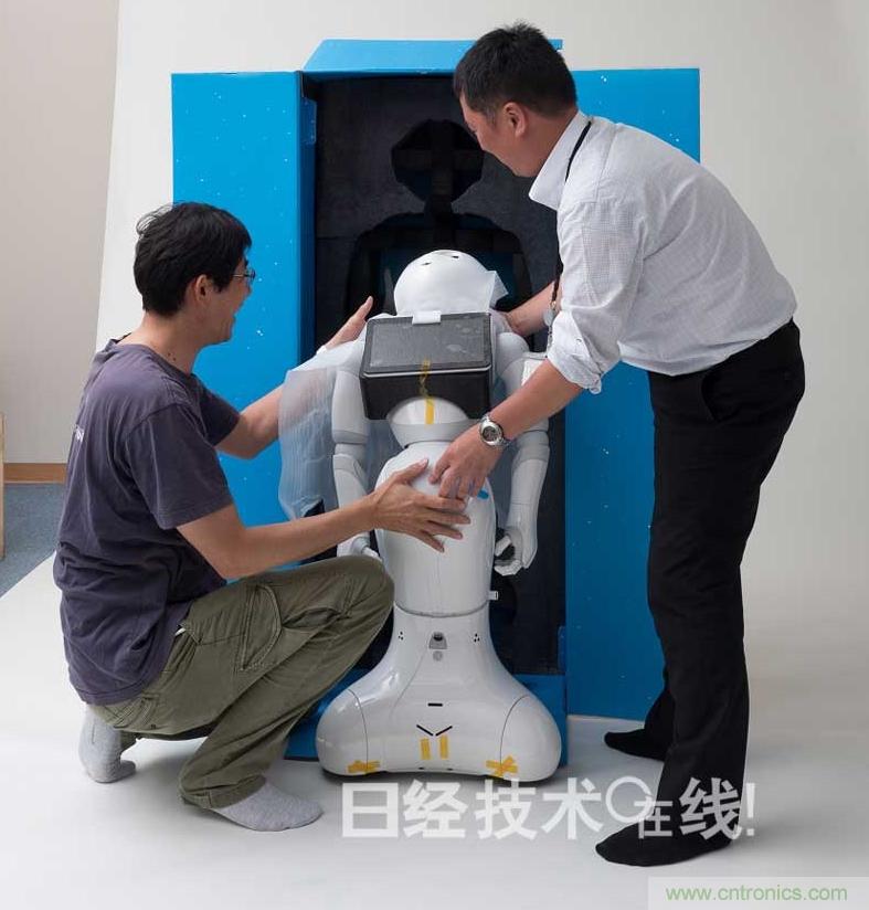 拆解筆記本不過癮，那就來(lái)拆拆日本情感機(jī)器人吧！