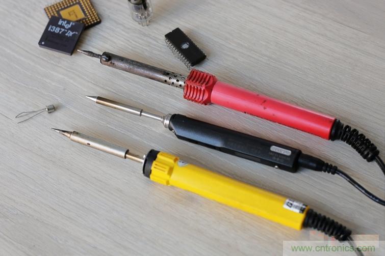 一款能喚起 70 后工程師朋友“童年趣事”的迷你電烙鐵！