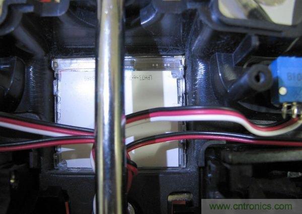 無人機(jī) DIY 制作全過程，酷得不要不要的！