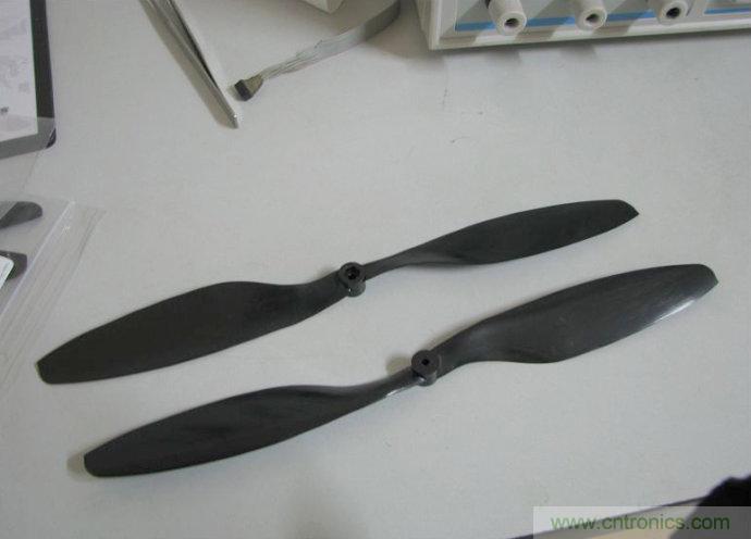 無人機(jī) DIY 制作全過程，酷得不要不要的！