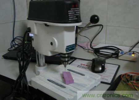 無人機(jī) DIY 制作全過程，酷得不要不要的！