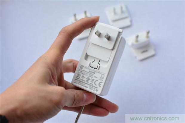 這個(gè)枕頭不僅能挽救睡眠還能挽救婚姻！