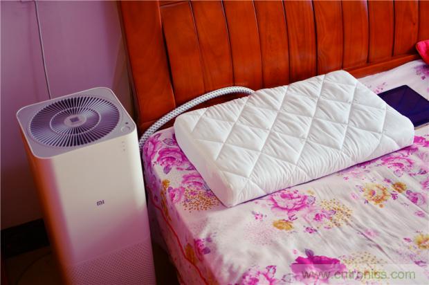 這個(gè)枕頭不僅能挽救睡眠還能挽救婚姻！
