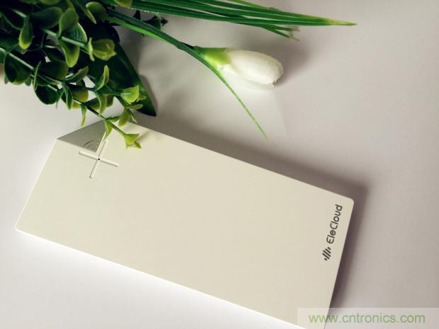 長虹流云智能電源，集“充電”+“存儲”于一身
