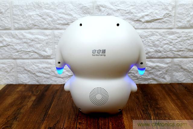 “爸爸再不陪我，我就長(zhǎng)大了”——小騰機(jī)器人