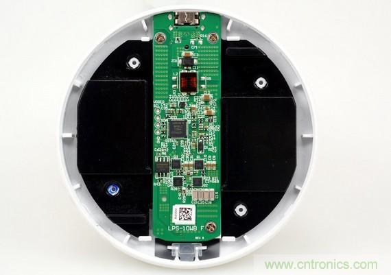 拆解對比：系出同門，小米、紫米無線充電器的差別有多大？