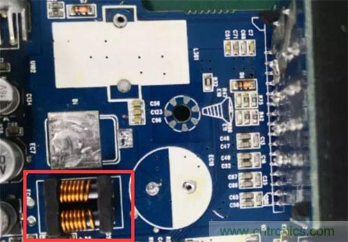 如何通過PCB布局設計來解決EMC問題？