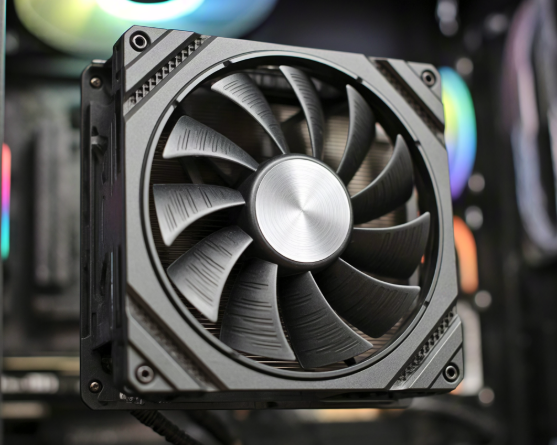 CPU總是過熱降頻？工程師教你只看這5個核心參數(shù)，選出高性價比靜音風(fēng)扇